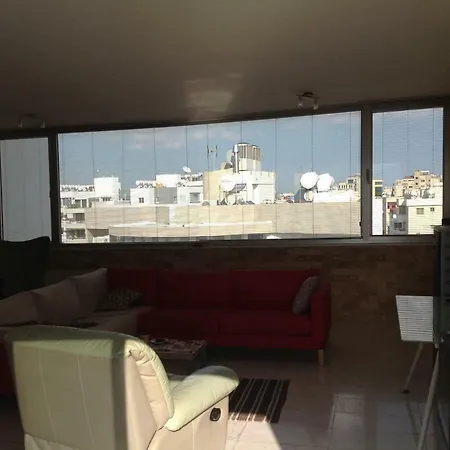 Deluxe Penthouse 3 Bedroom *